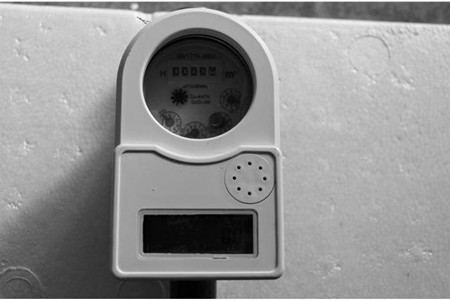 預(yù)付費水表使用麻煩嗎?