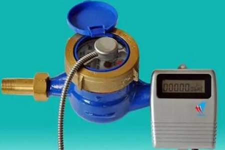 有線遠(yuǎn)傳水表如何接水管？廠家為你科普！